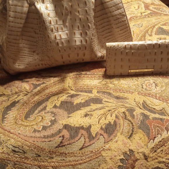 Brahmin Set - Picture 3 of 5